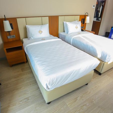 Citymax Hotel Baku Exterior photo
